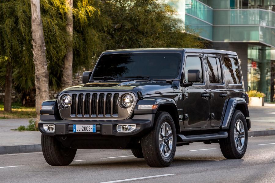  Jeep Wrangler Unlimited Sahara (JL) 2018 года  (WW) (фото 3 из 31)